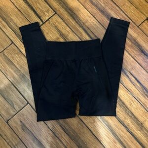 Black gym shark Leggings